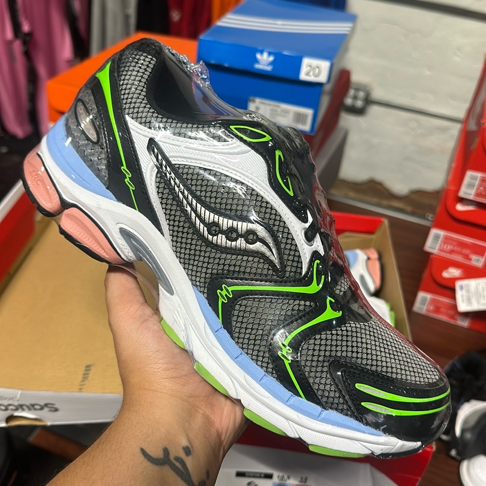 saucony progrid triumph 4